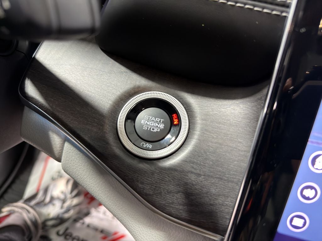 2022 Jeep Grand Cherokee L Overland