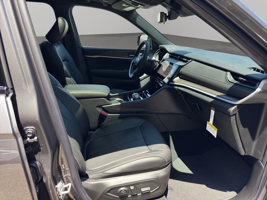 2026 Jeep Grand Cherokee L Limited Reserve