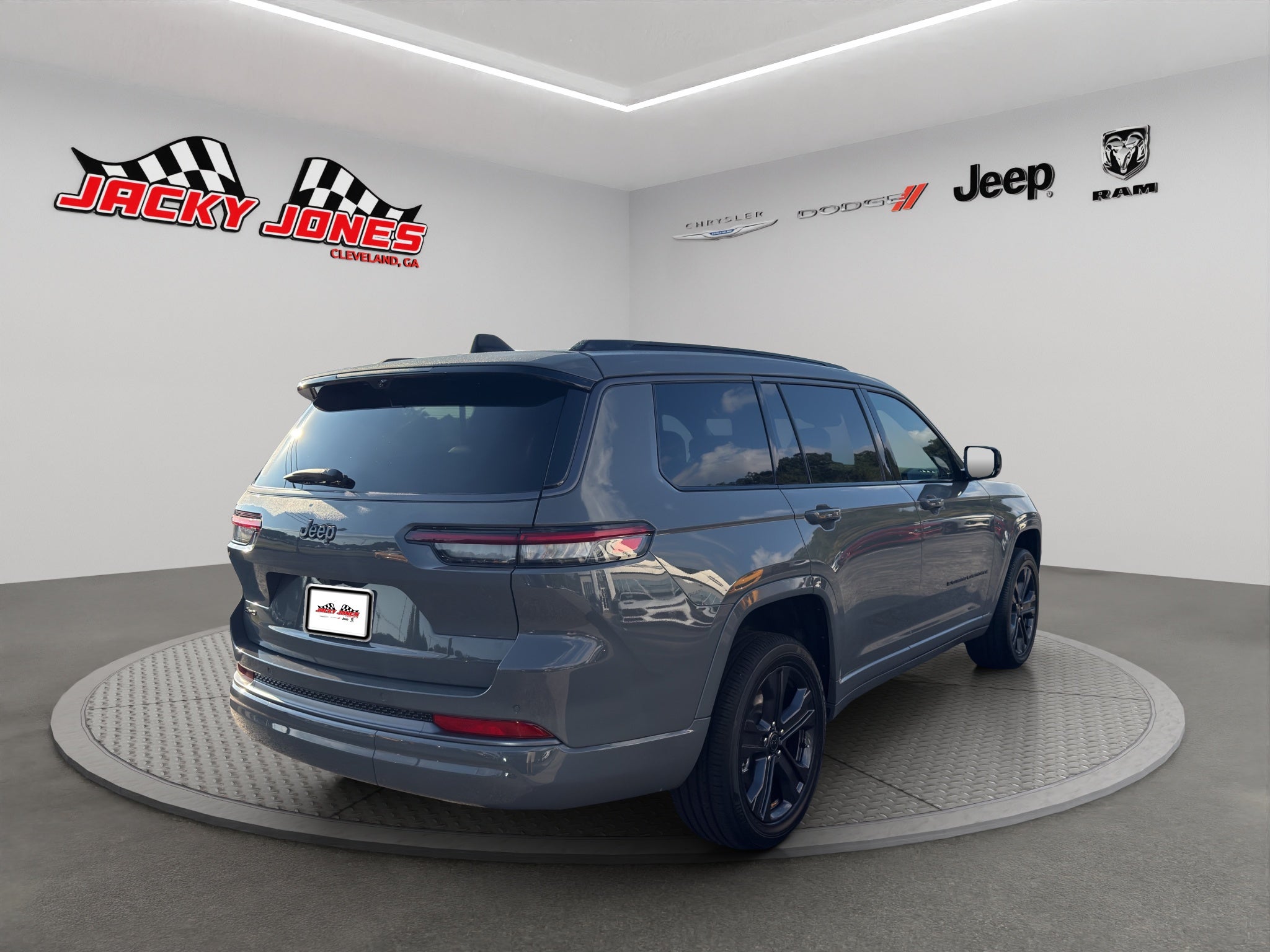 2027 Jeep Grand Cherokee L Limited Reserve