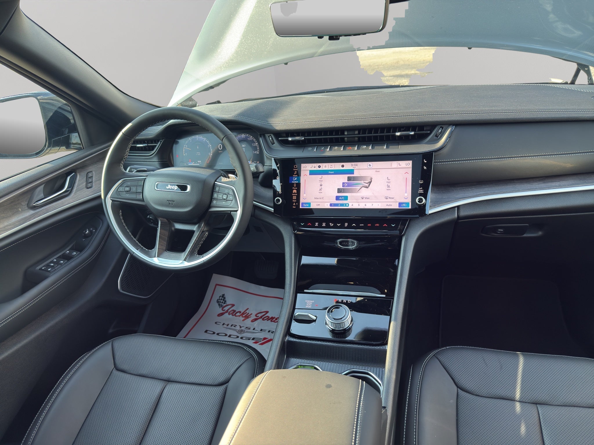 2027 Jeep Grand Cherokee L Limited Reserve