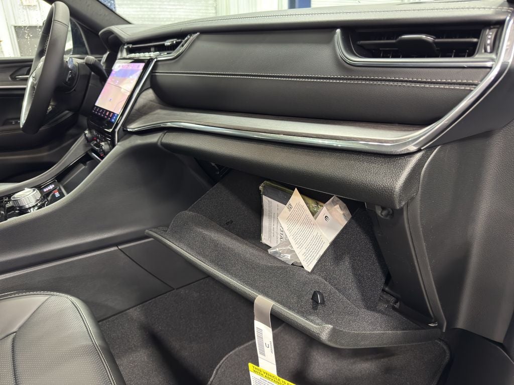 2025 Jeep Grand Cherokee L Overland