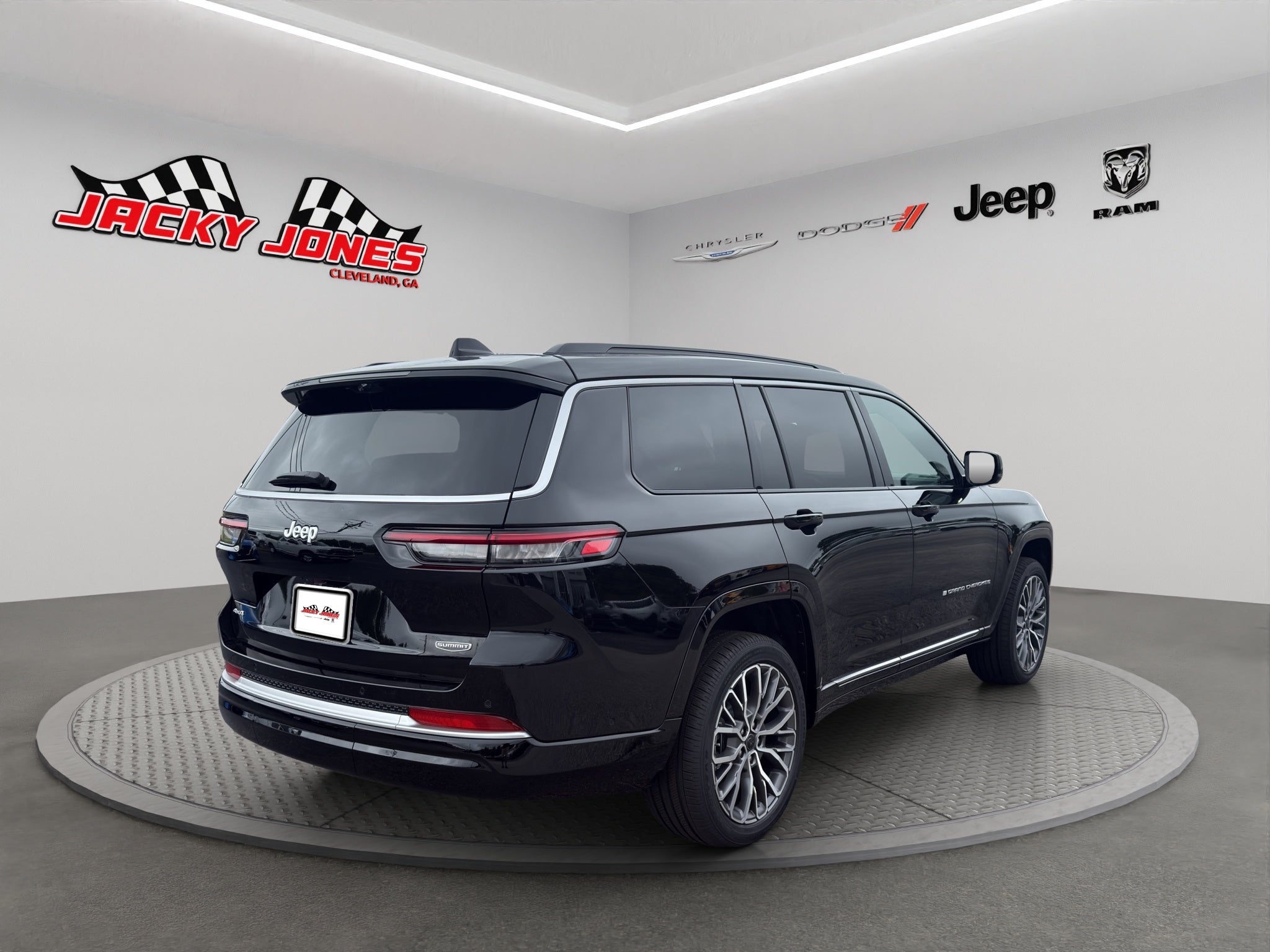 2027 Jeep Grand Cherokee L Summit