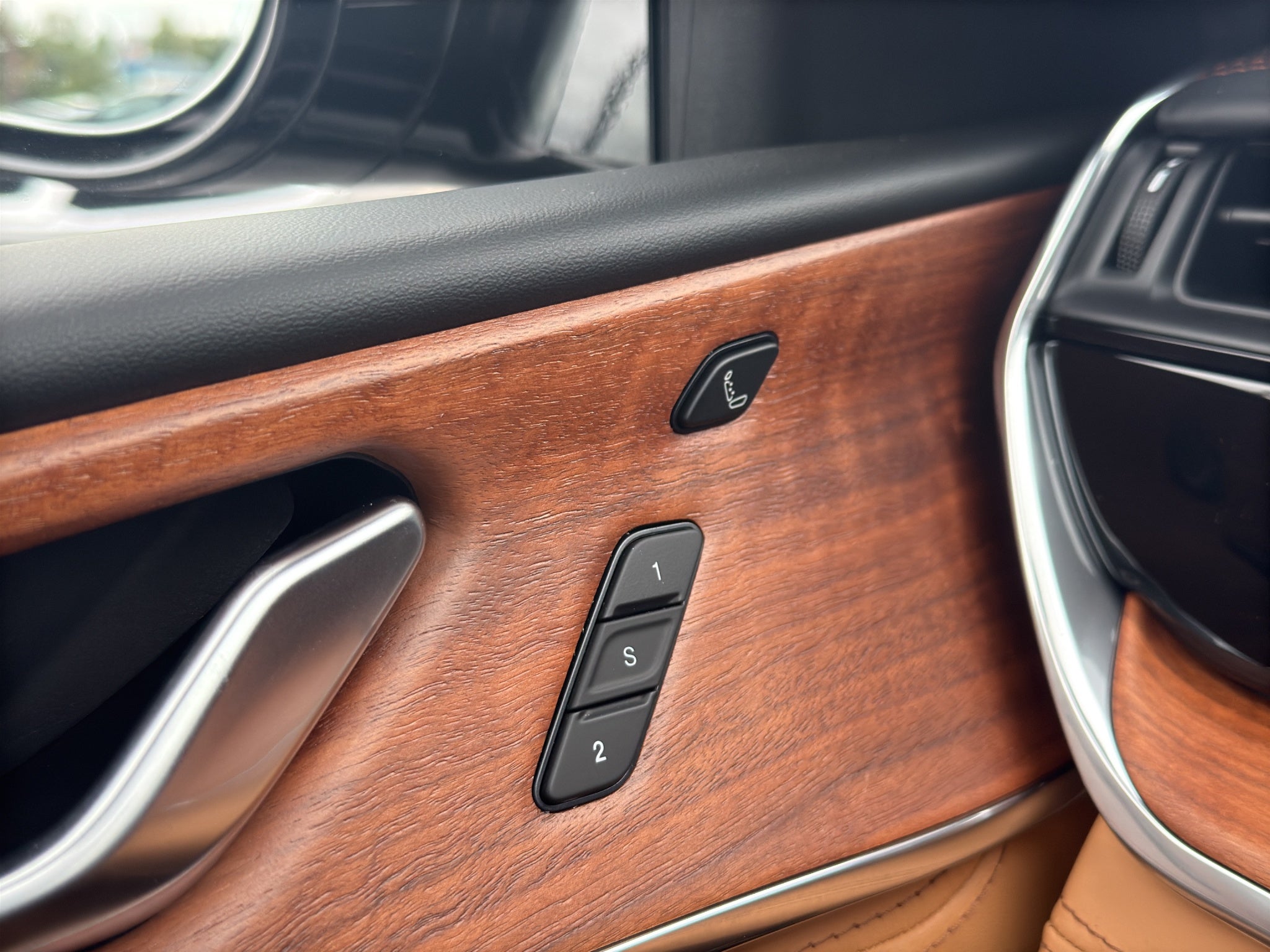 2027 Jeep Grand Cherokee L Summit