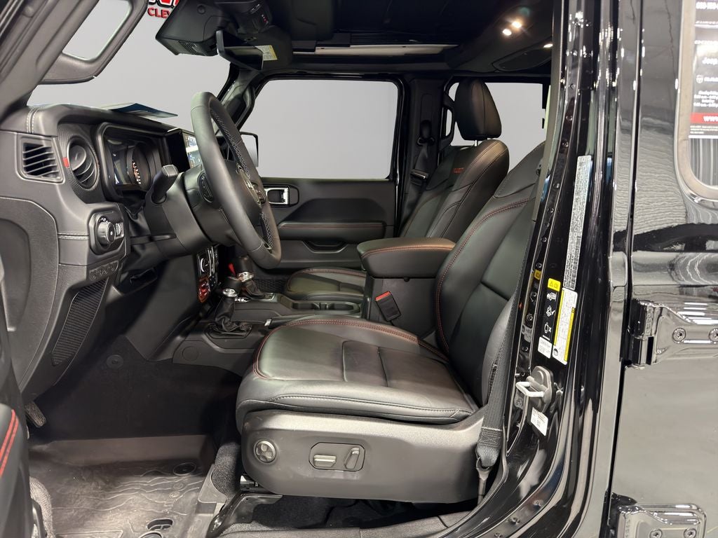 2025 Jeep Wrangler Rubicon X