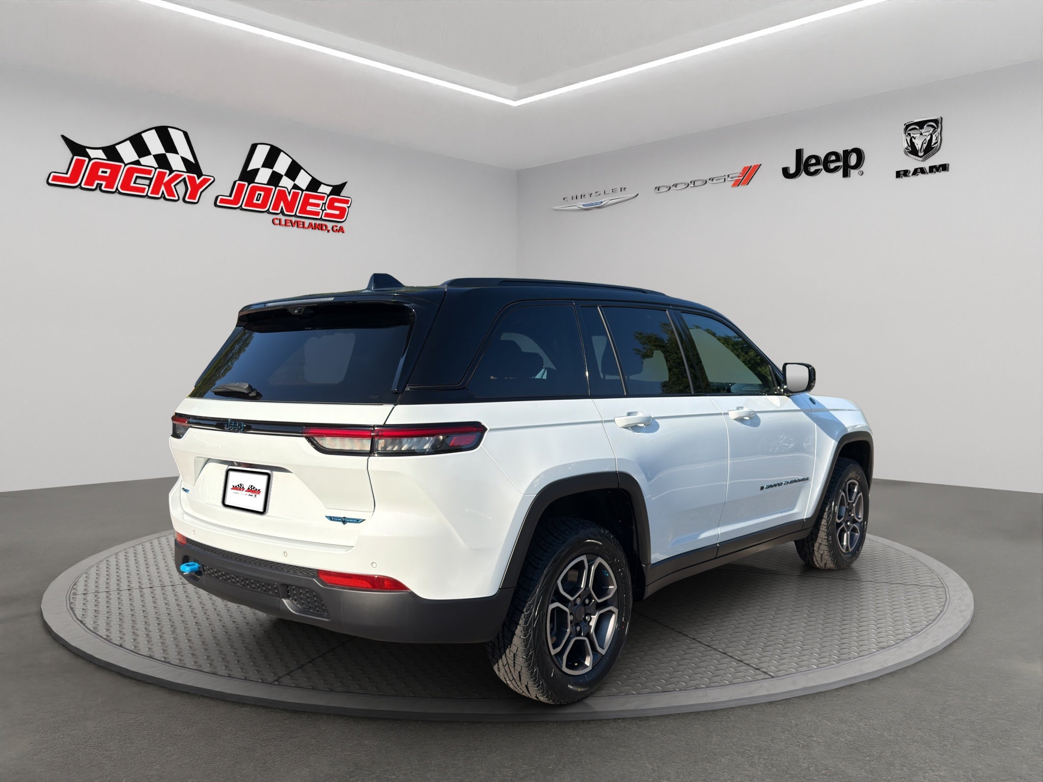 2022 Jeep Grand Cherokee 4xe Trailhawk