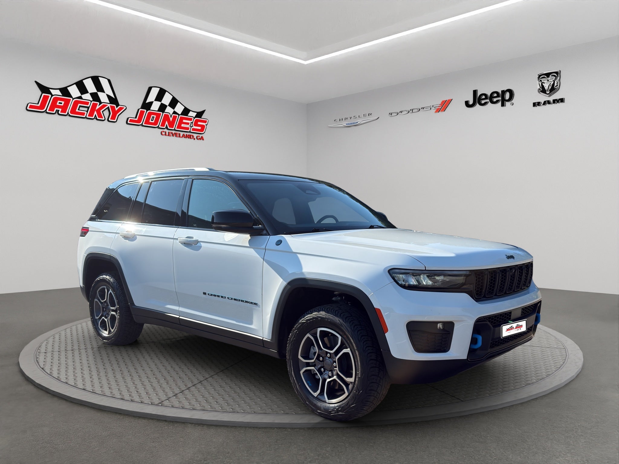 2022 Jeep Grand Cherokee 4xe Trailhawk