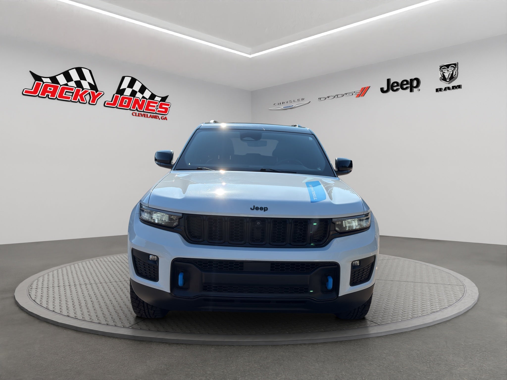 2022 Jeep Grand Cherokee 4xe Trailhawk