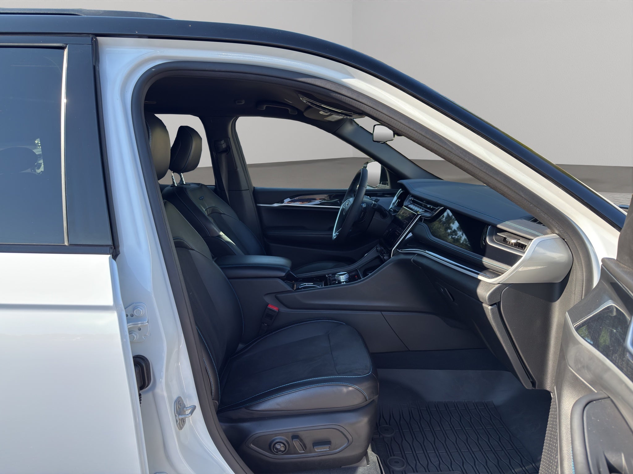 2022 Jeep Grand Cherokee 4xe Trailhawk