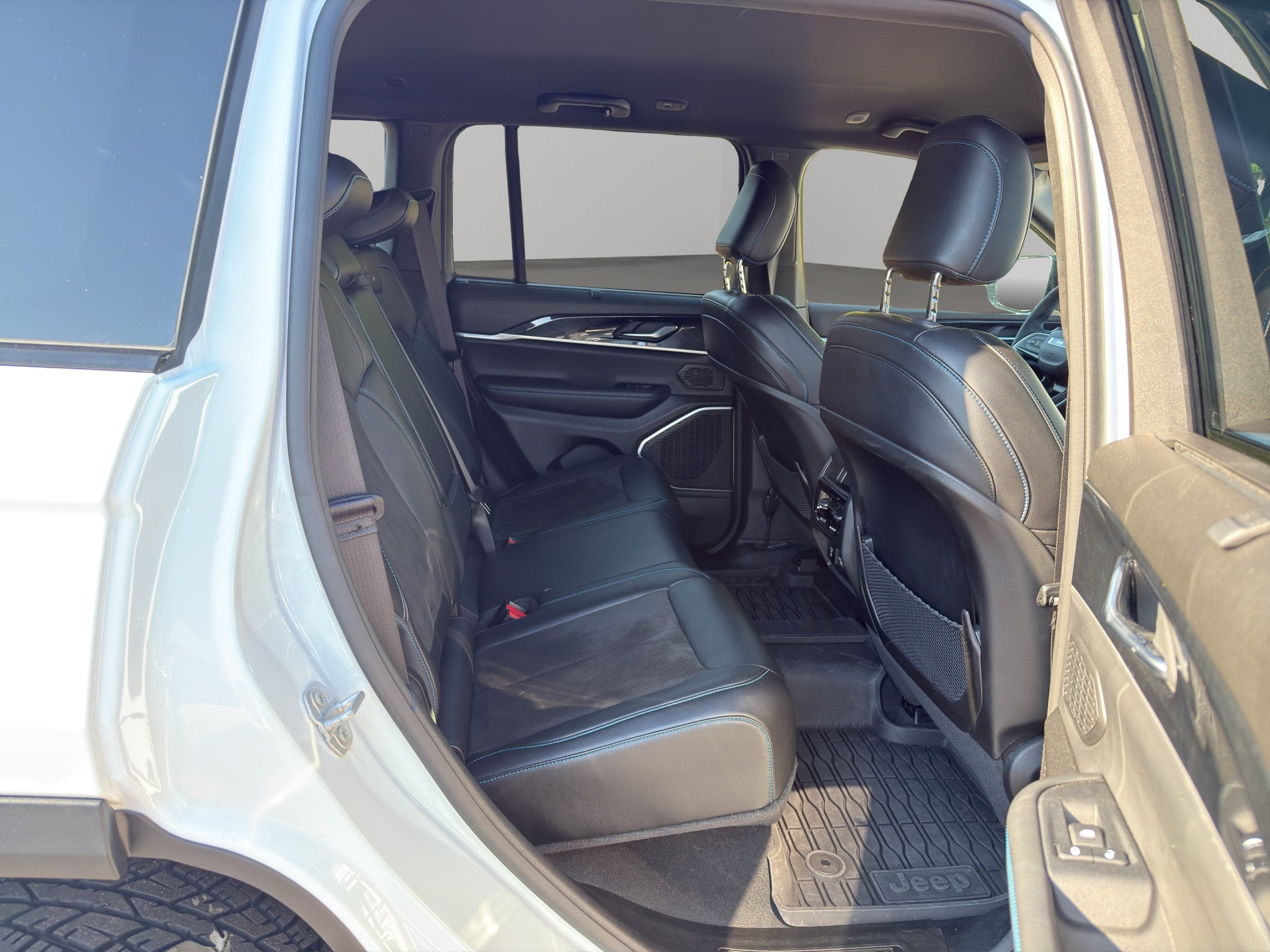 2022 Jeep Grand Cherokee 4xe Trailhawk