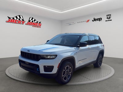 2022 Jeep Grand Cherokee 4xe Trailhawk