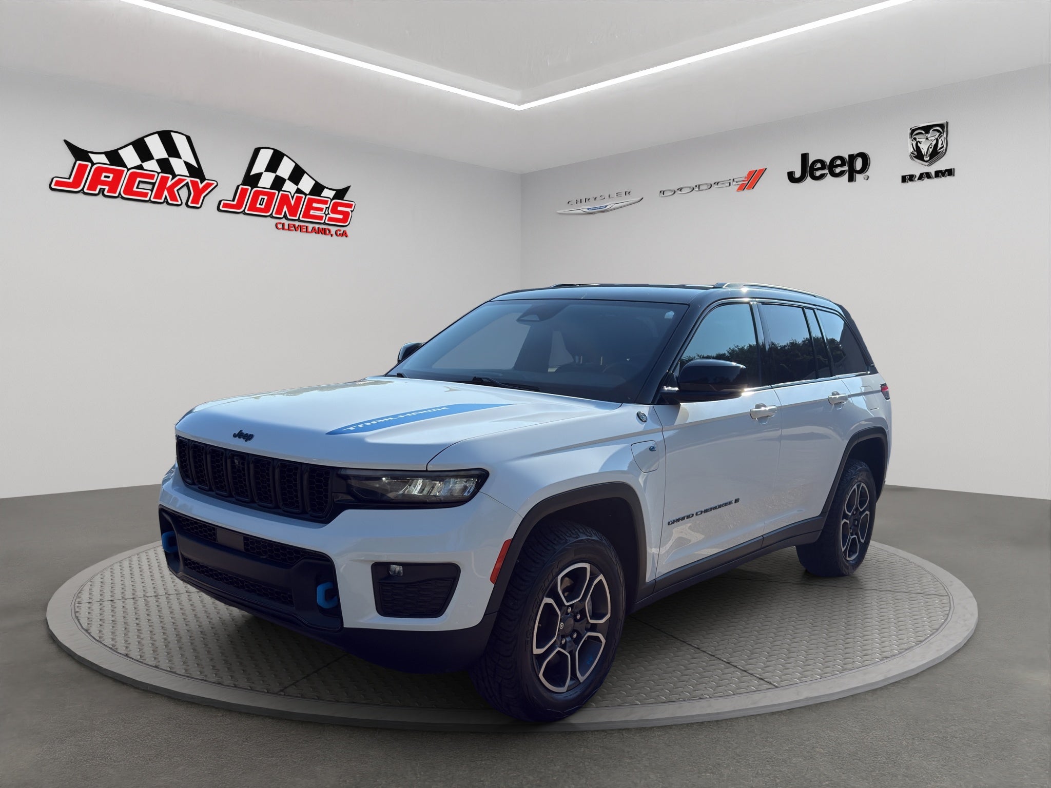 2022 Jeep Grand Cherokee 4xe Trailhawk