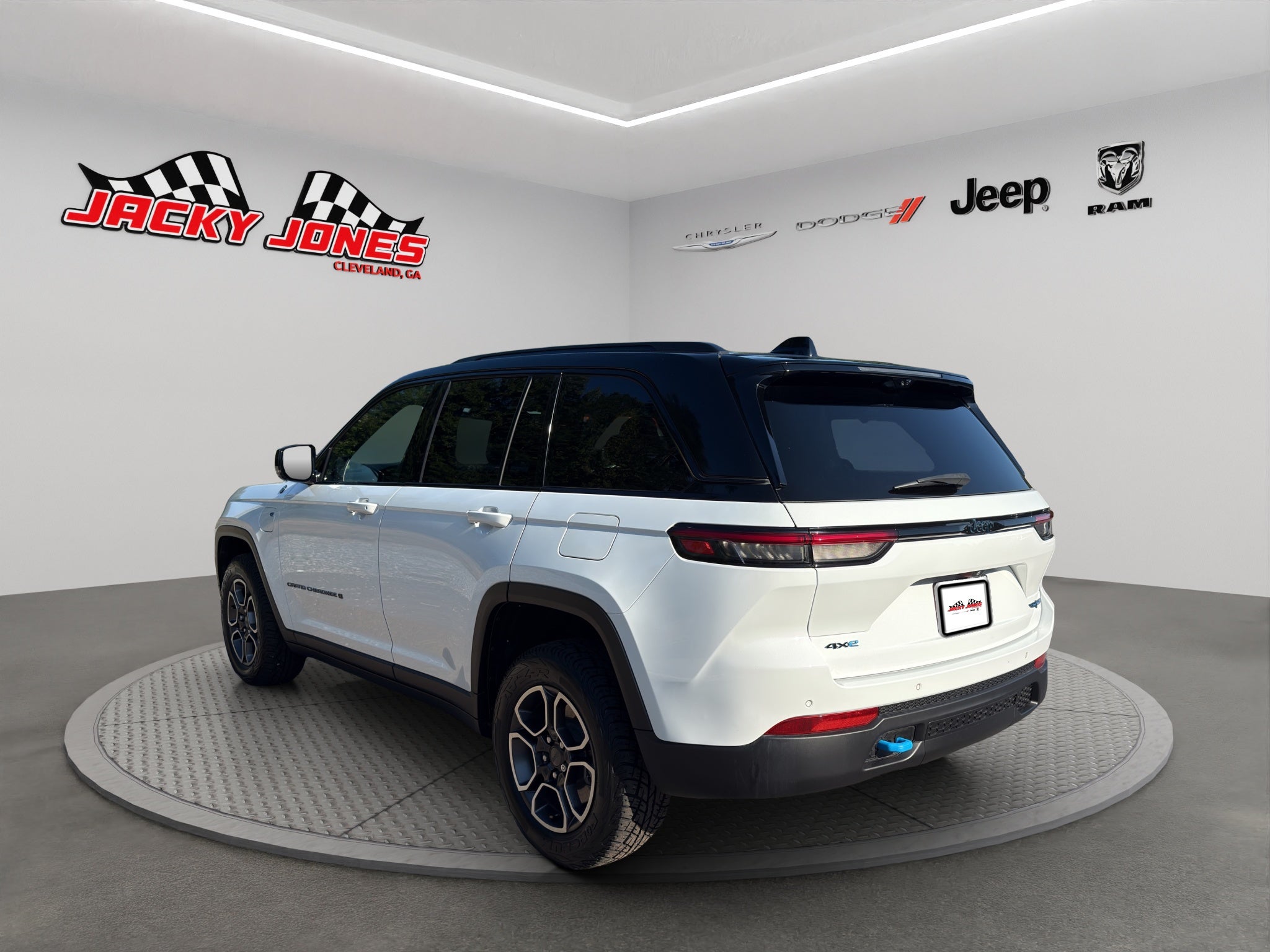 2022 Jeep Grand Cherokee 4xe Trailhawk