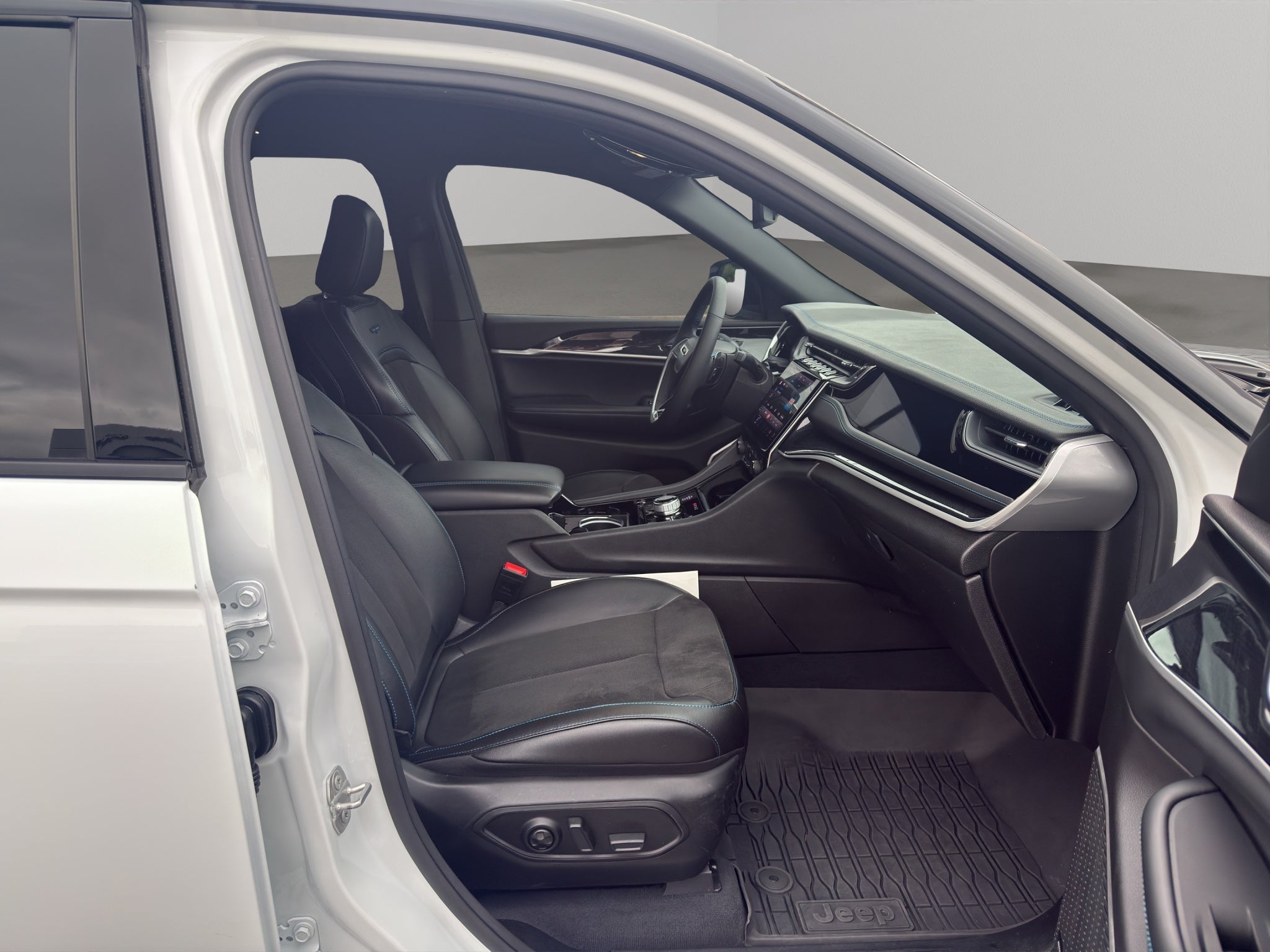2023 Jeep Grand Cherokee 4xe Trailhawk
