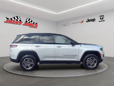 2023 Jeep Grand Cherokee 4xe Trailhawk