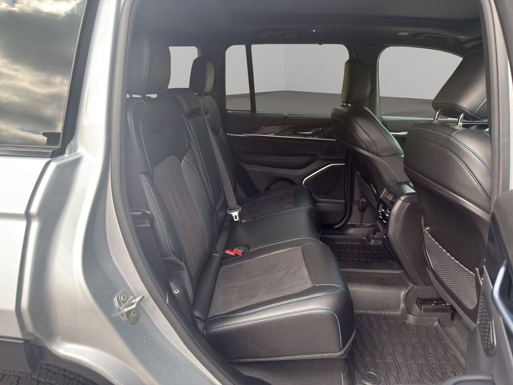 2023 Jeep Grand Cherokee 4xe Trailhawk