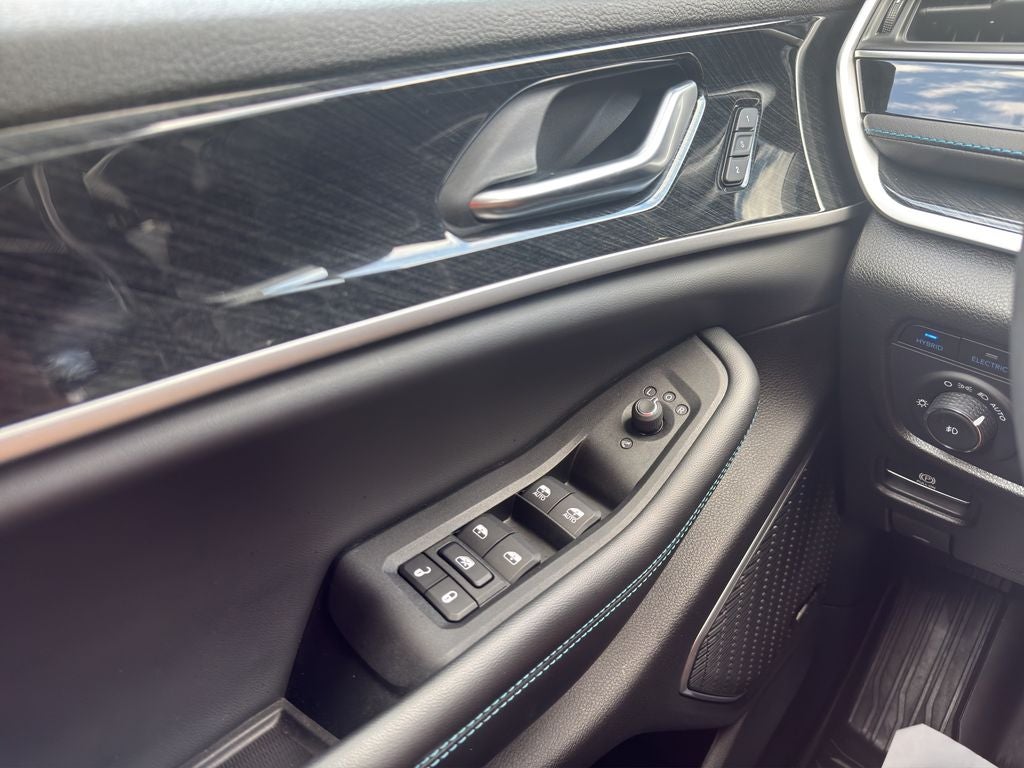 2023 Jeep Grand Cherokee 4xe Trailhawk