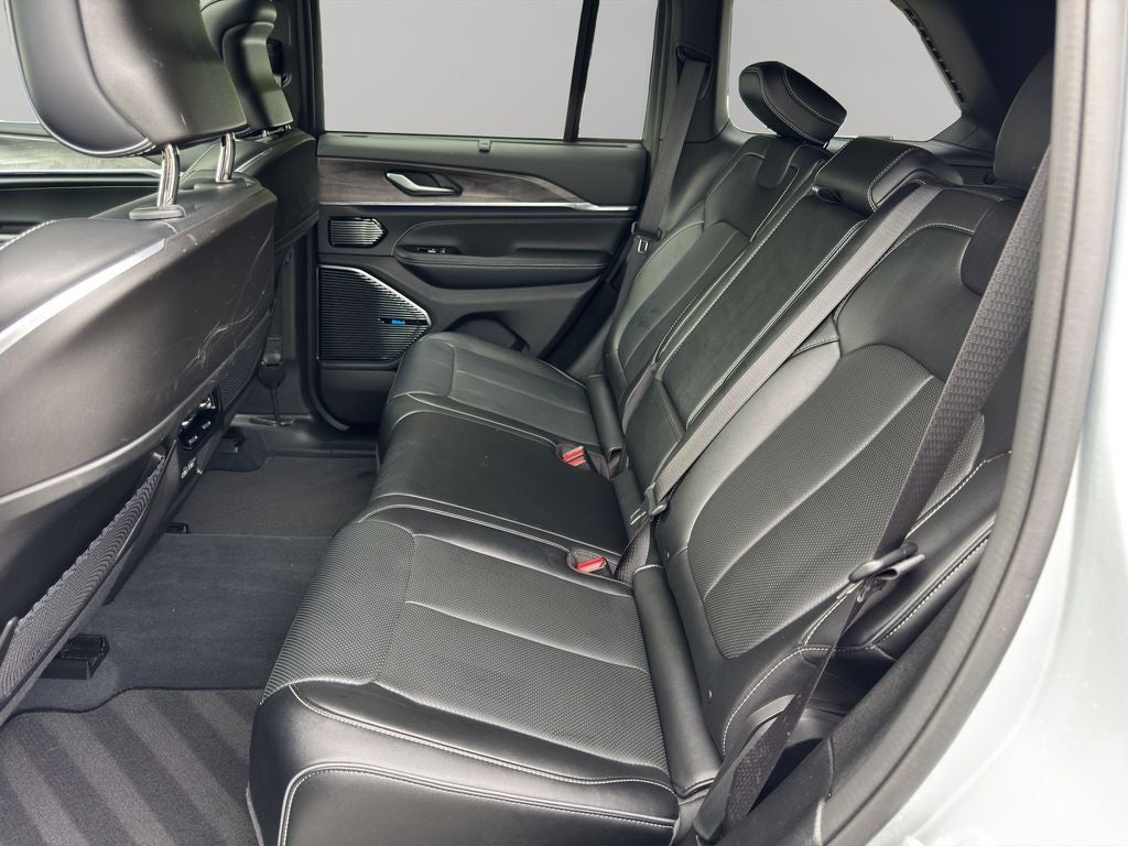 2023 Jeep Grand Cherokee 4xe Overland