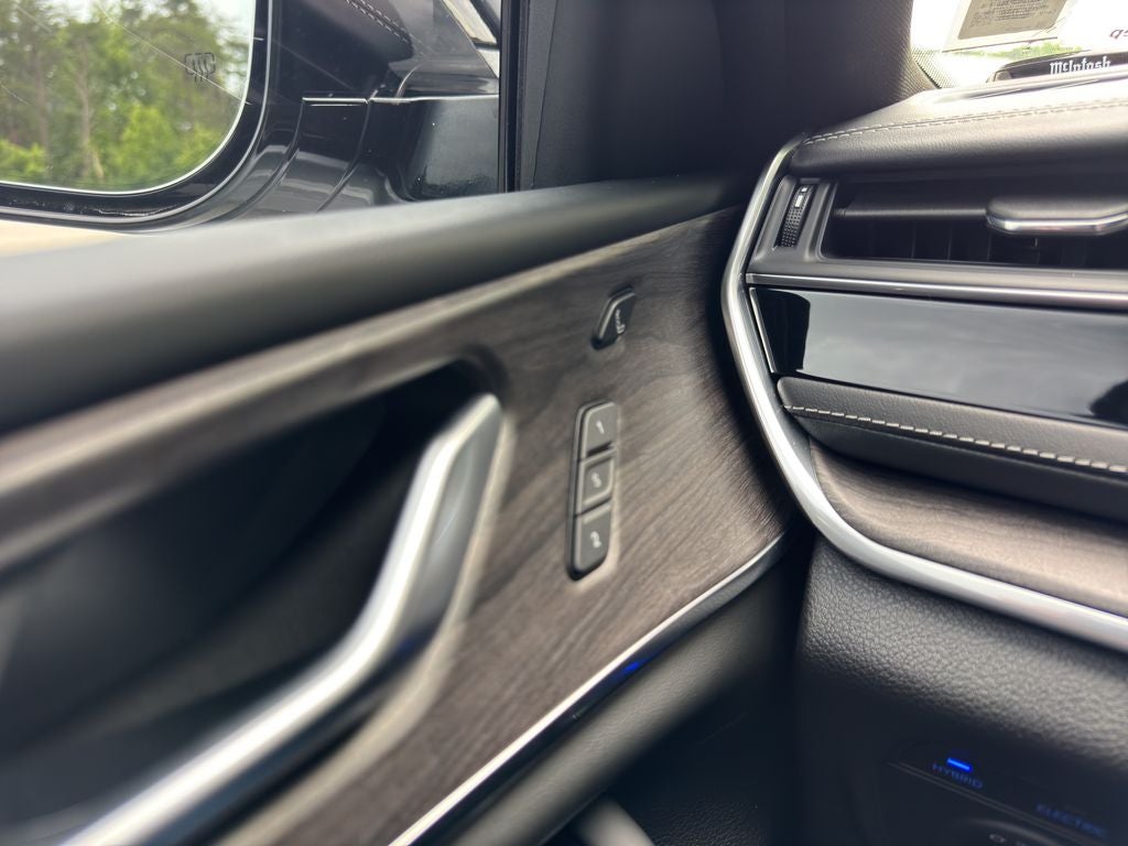 2023 Jeep Grand Cherokee 4xe Overland