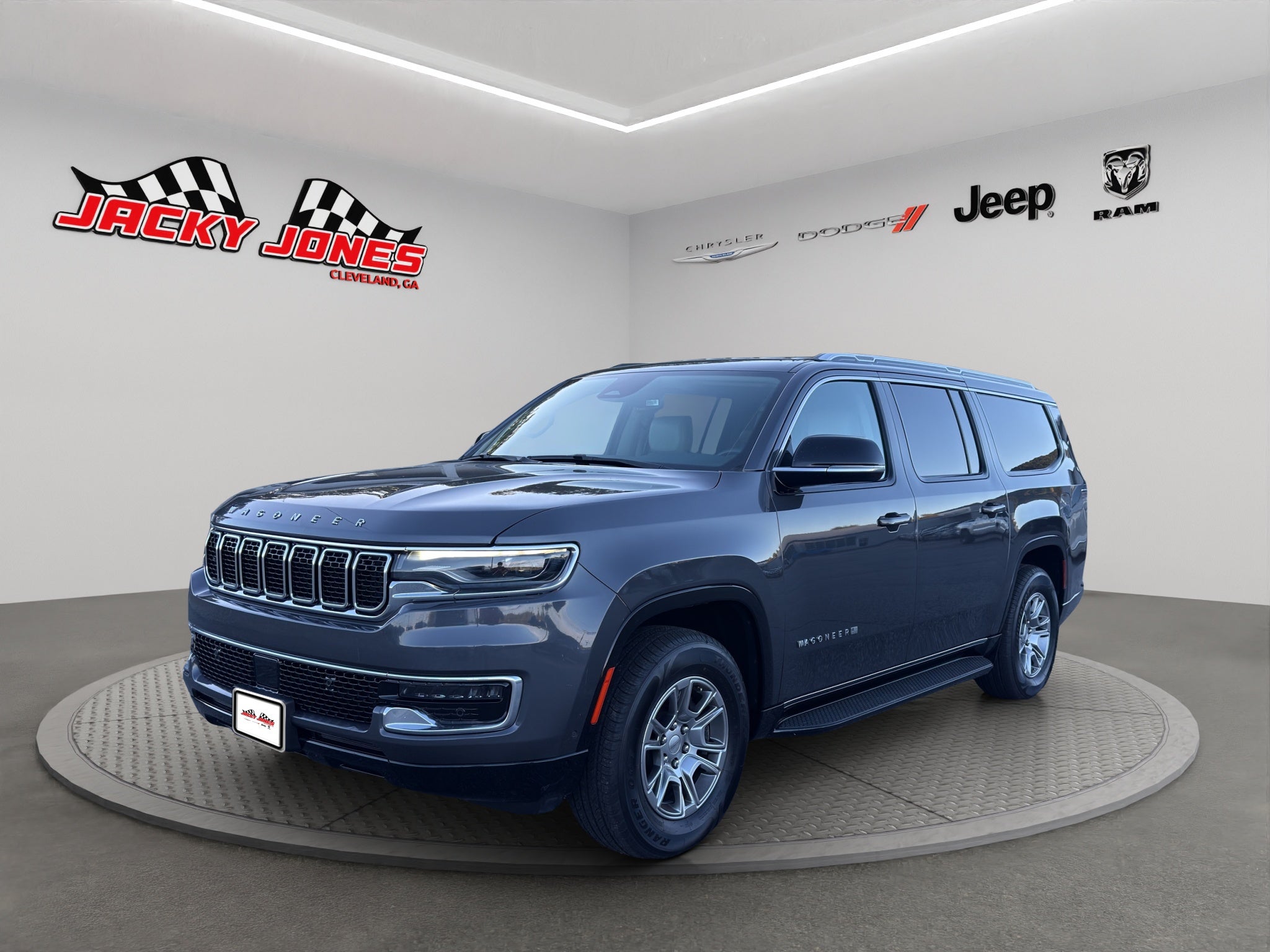 2023 Jeep Wagoneer L Base