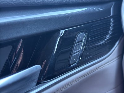 2023 Jeep Wagoneer L Base