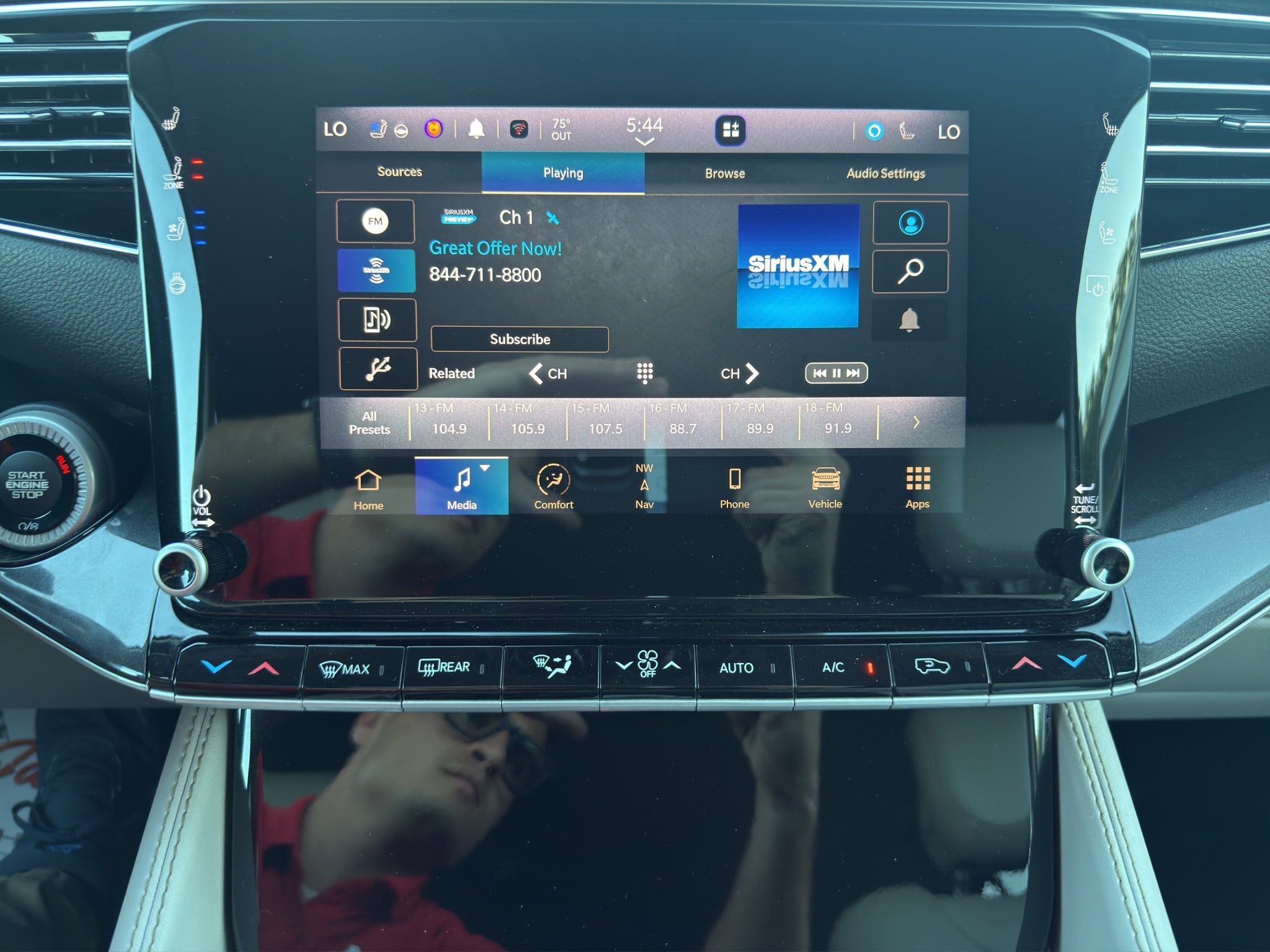 2023 Jeep Wagoneer L Base