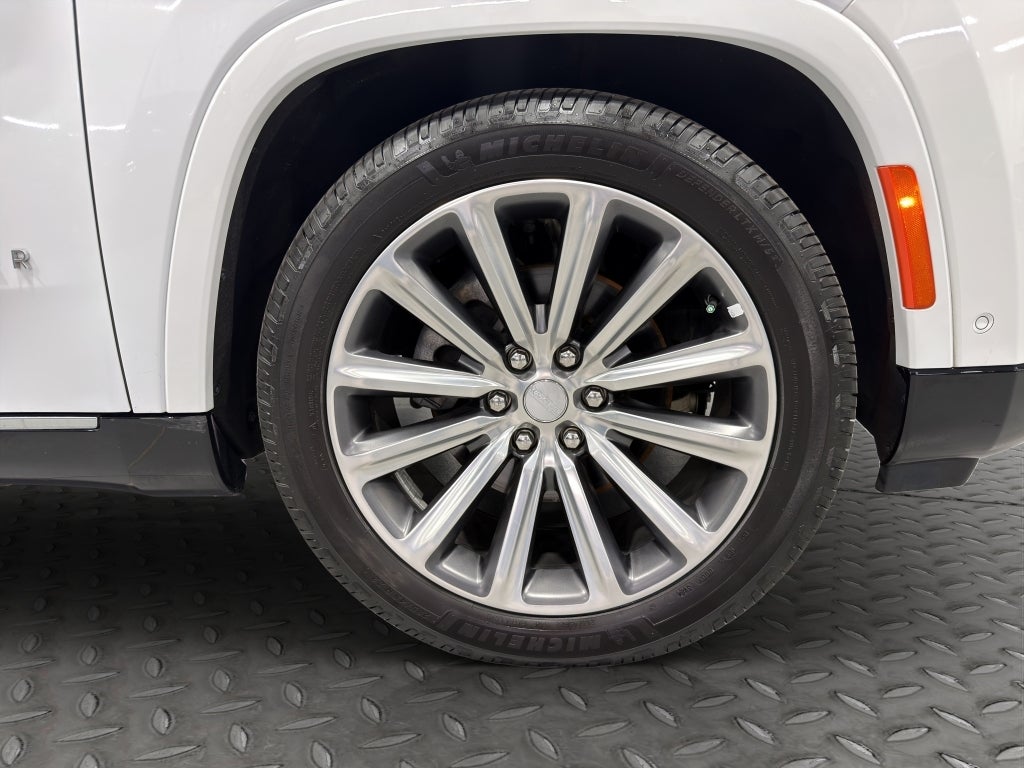 2023 Jeep Grand Wagoneer L Base