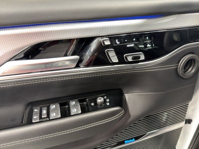 2023 Jeep Grand Wagoneer L Base