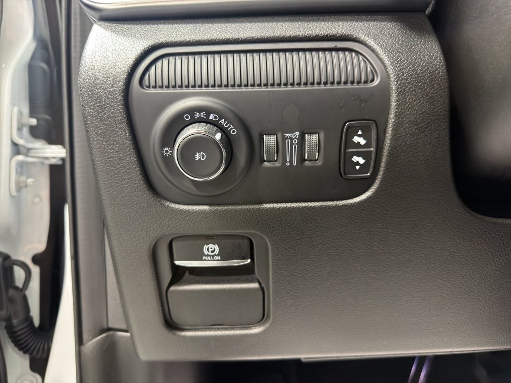 2023 Jeep Grand Wagoneer L Base