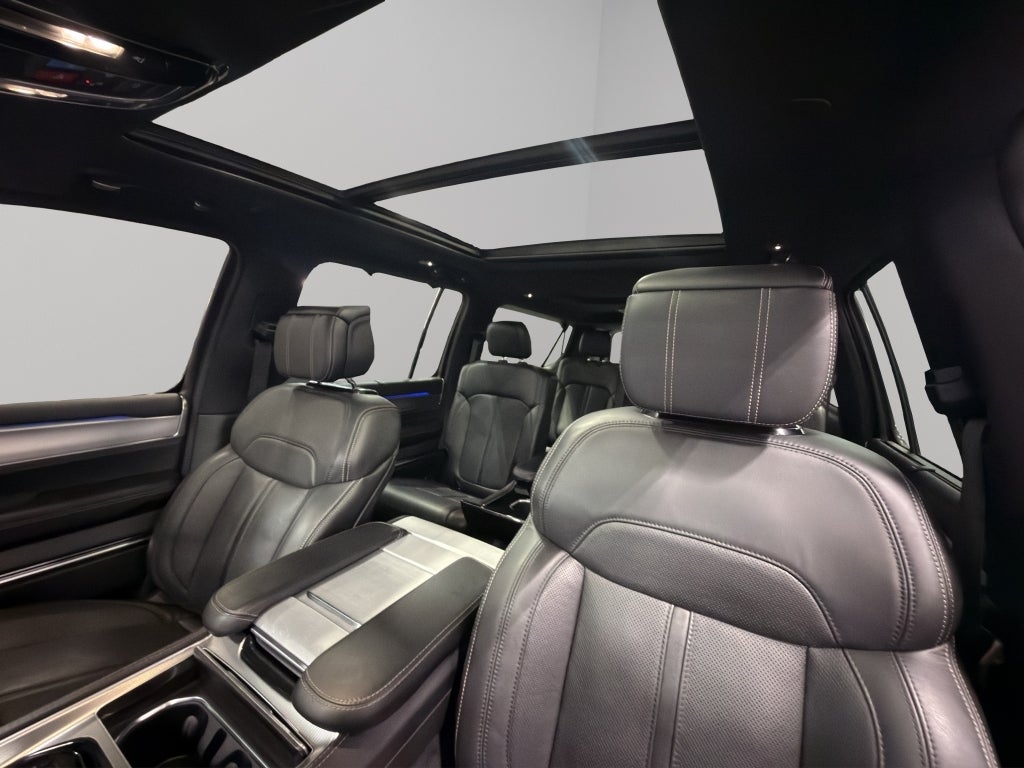 2023 Jeep Grand Wagoneer L Base