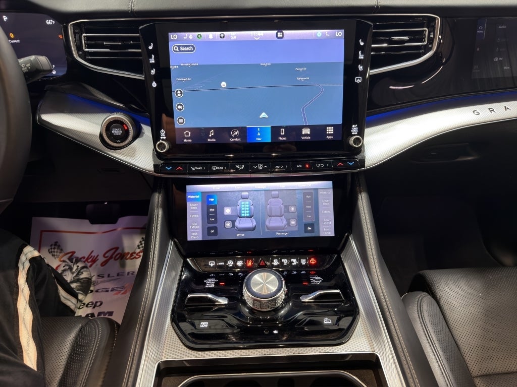 2023 Jeep Grand Wagoneer L Base