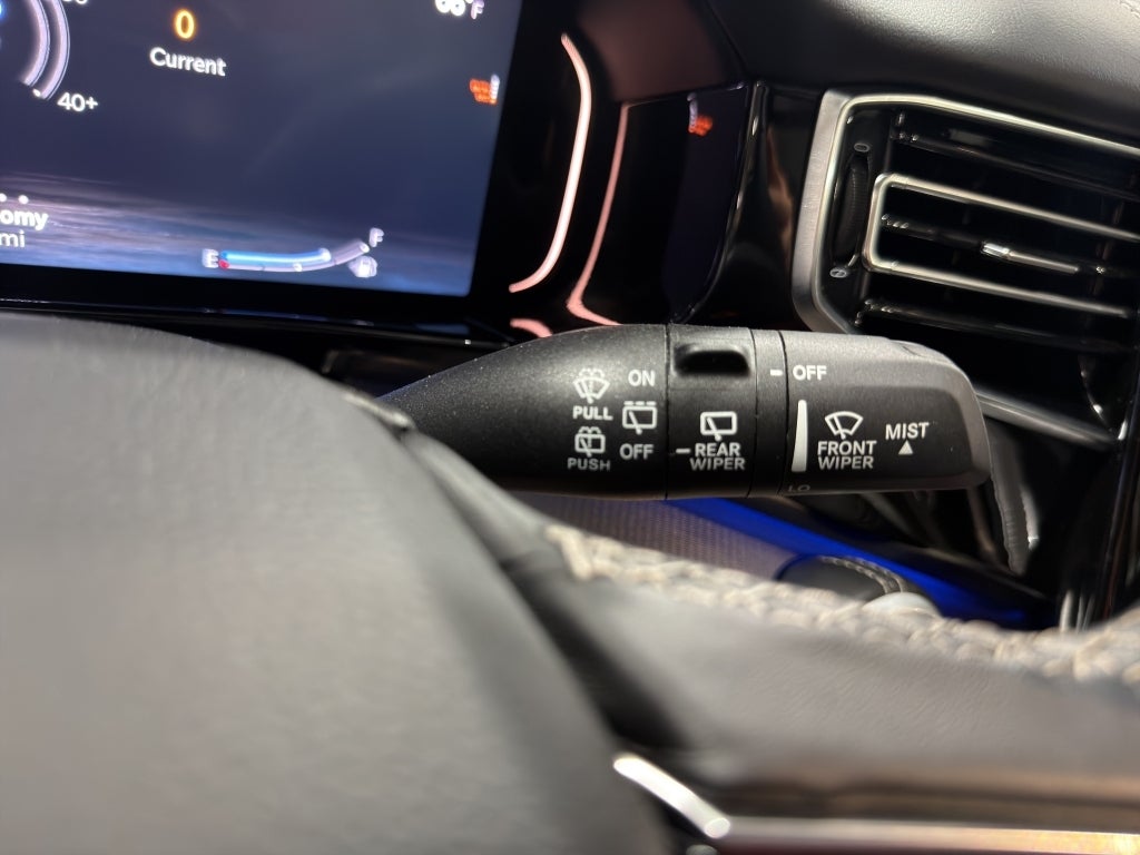 2023 Jeep Grand Wagoneer L Base