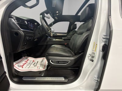 2023 Jeep Grand Wagoneer L Base