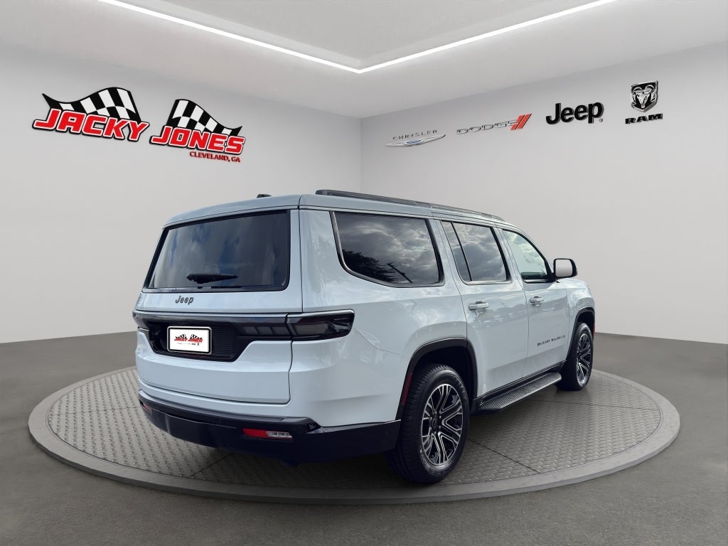 2026 Jeep Grand Wagoneer Base