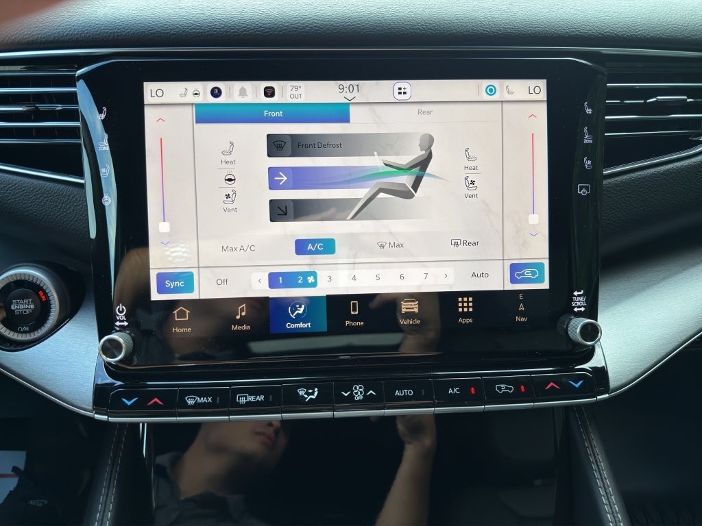 2026 Jeep Grand Wagoneer Base