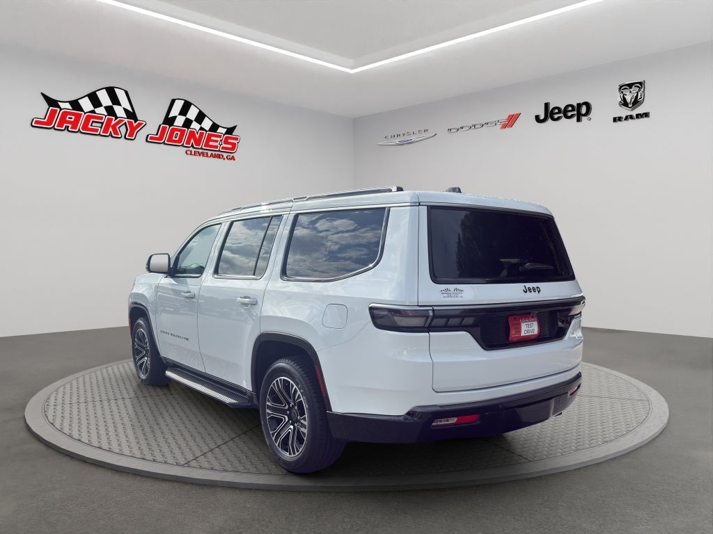 2026 Jeep Grand Wagoneer Base