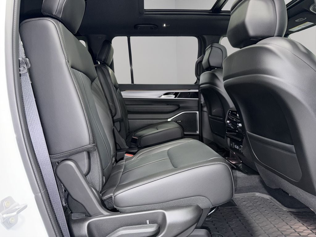 2026 Jeep Grand Wagoneer Upland