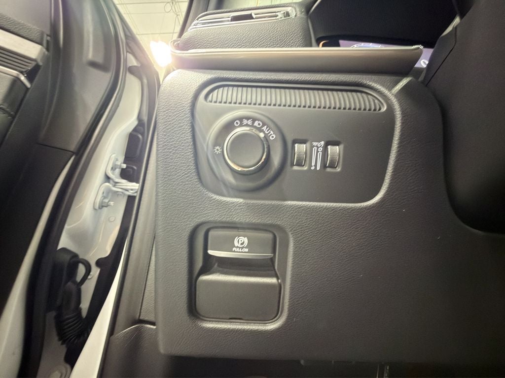 2026 Jeep Grand Wagoneer Upland