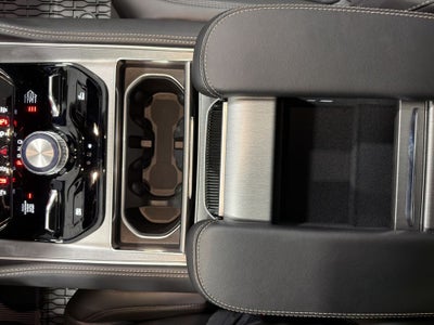 2026 Jeep Grand Wagoneer Upland