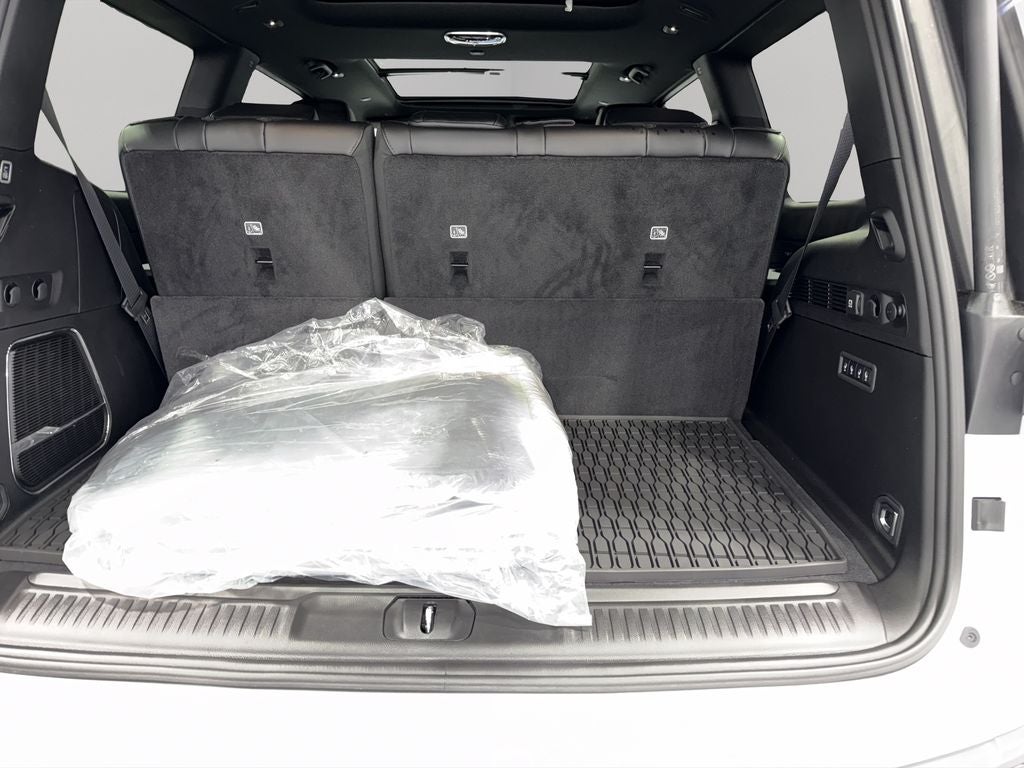 2026 Jeep Grand Wagoneer Upland