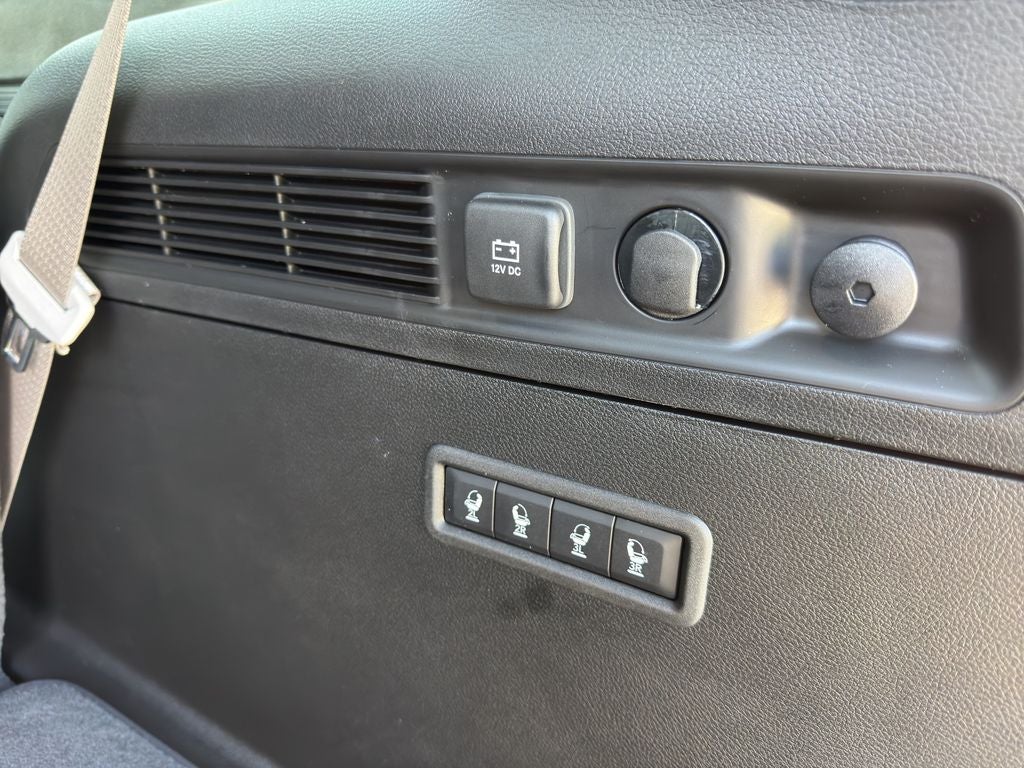 2026 Jeep Grand Wagoneer Base
