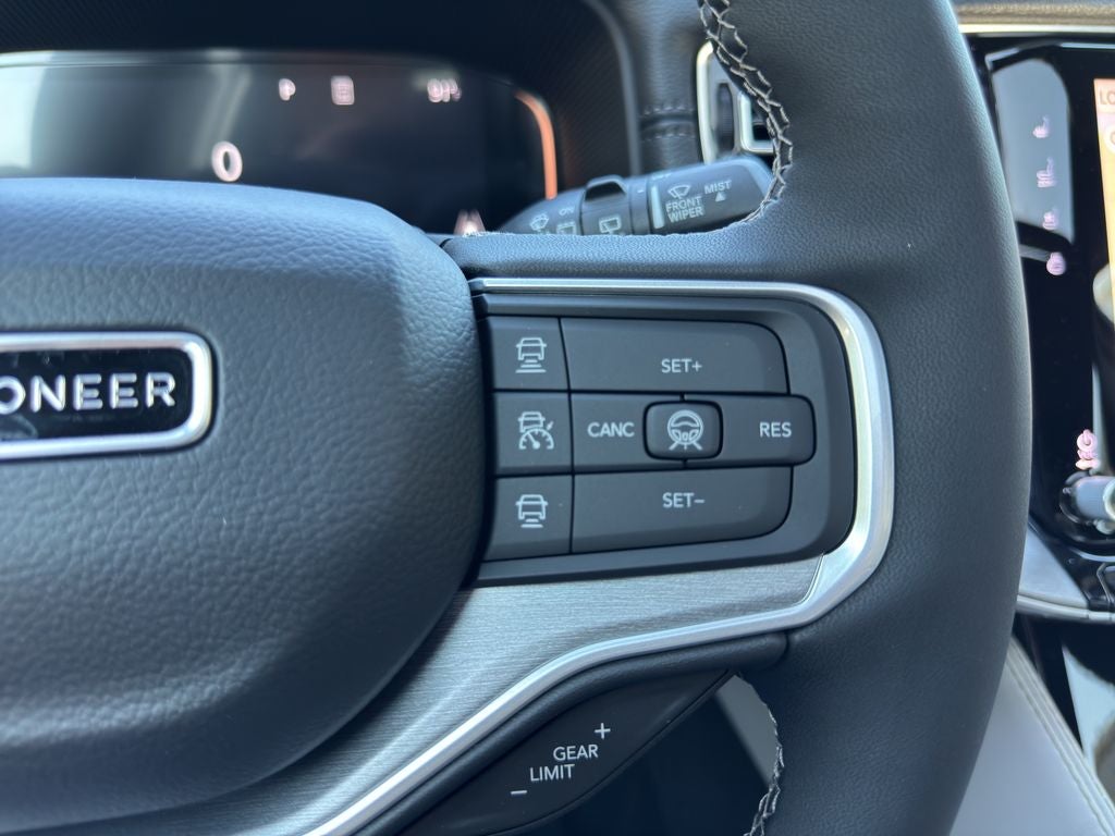 2026 Jeep Grand Wagoneer Base