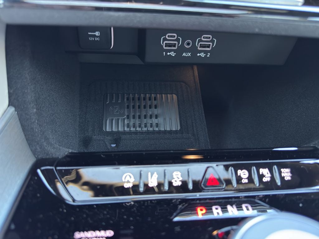2026 Jeep Grand Wagoneer Base
