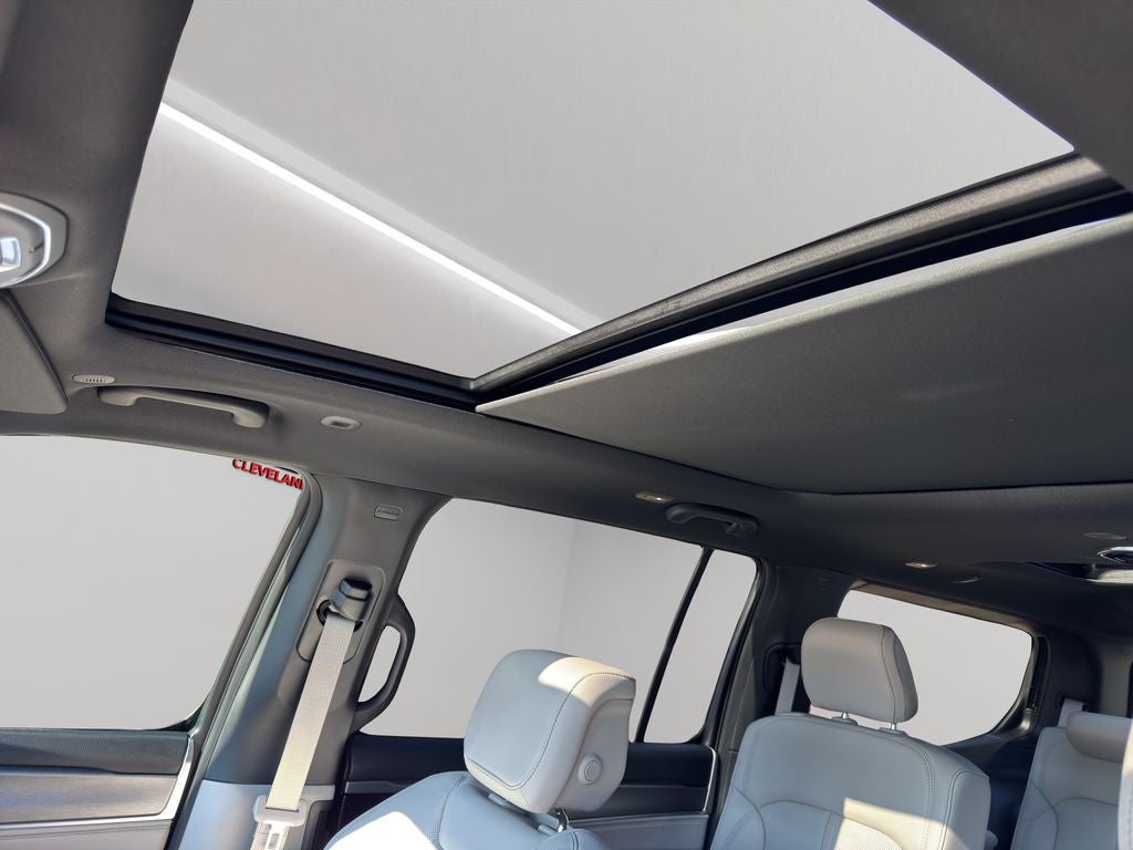 2026 Jeep Grand Wagoneer Base