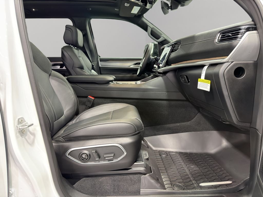 2026 Jeep Grand Wagoneer Upland