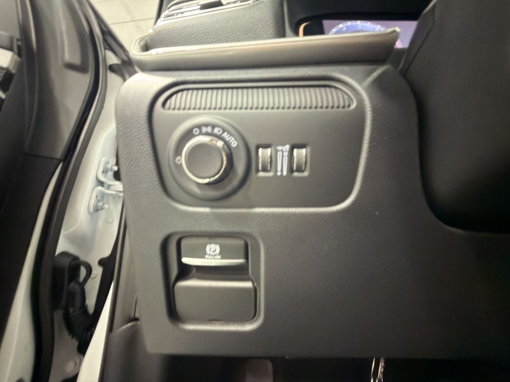2026 Jeep Grand Wagoneer Upland