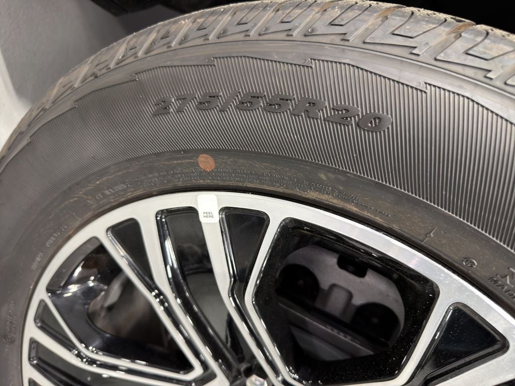 2026 Jeep Grand Wagoneer Base