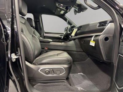 2026 Jeep Grand Wagoneer Base