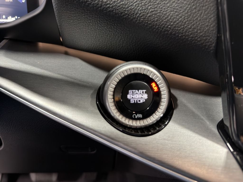 2026 Jeep Grand Wagoneer Base