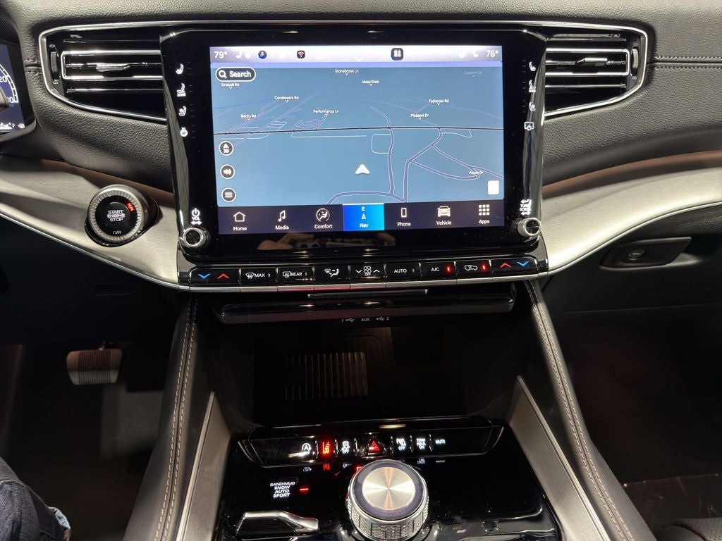 2026 Jeep Grand Wagoneer Base