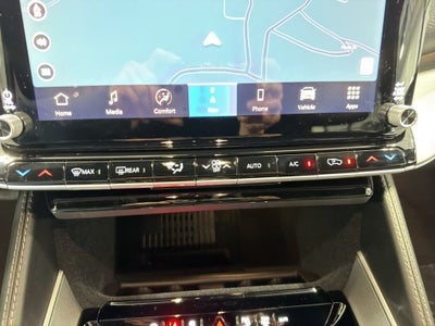 2026 Jeep Grand Wagoneer Base